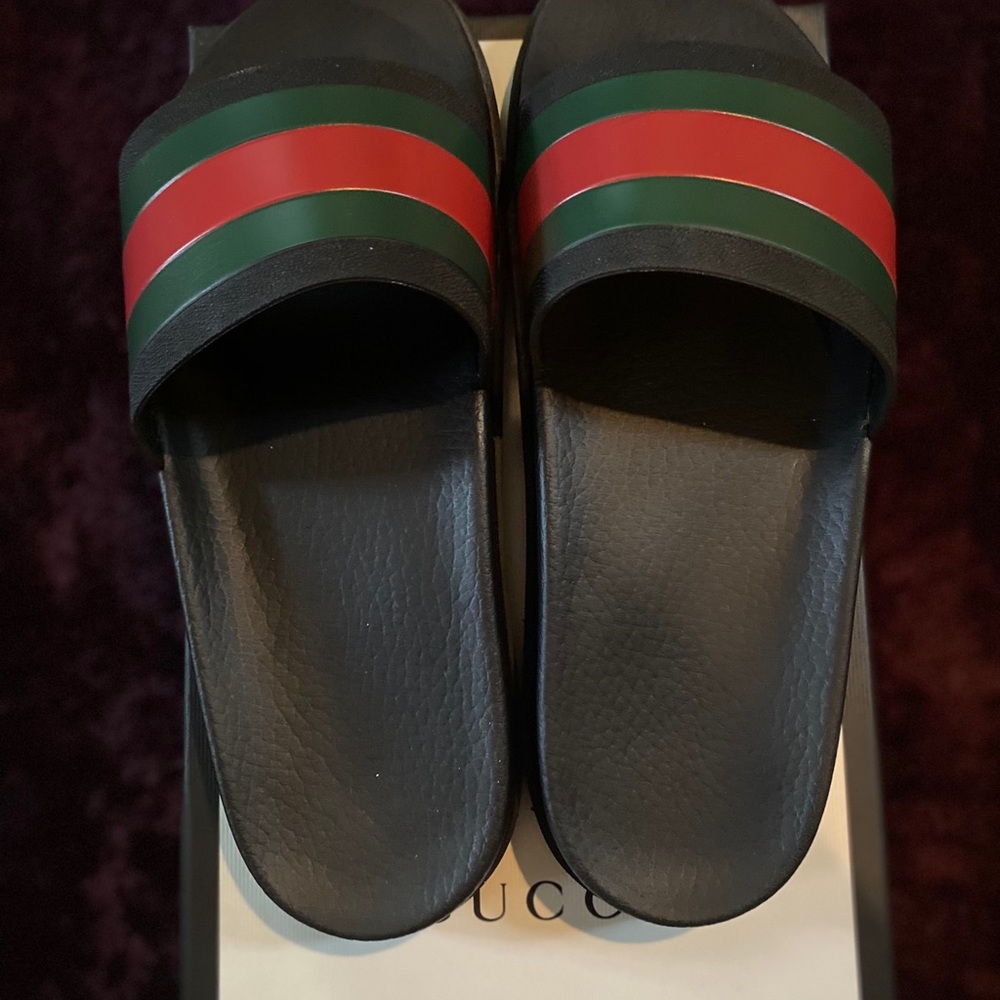 Gucci Slides (Men’s size 9)